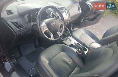 Внедорожник / Кроссовер Hyundai ix35 2013 в 