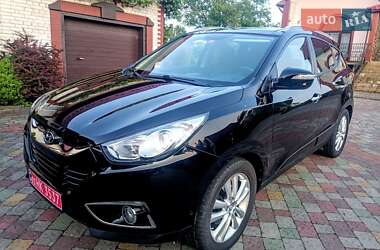 Внедорожник / Кроссовер Hyundai ix35 2013 в 