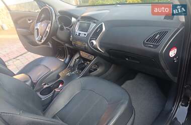 Внедорожник / Кроссовер Hyundai ix35 2013 в 
