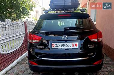 Внедорожник / Кроссовер Hyundai ix35 2013 в 