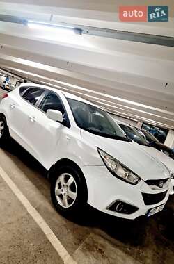 Позашляховик / Кросовер Hyundai ix35 2011 в Чернігові