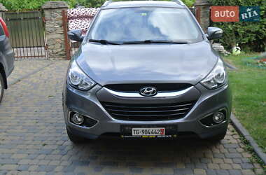 Внедорожник / Кроссовер Hyundai ix35 2013 в Черновцах