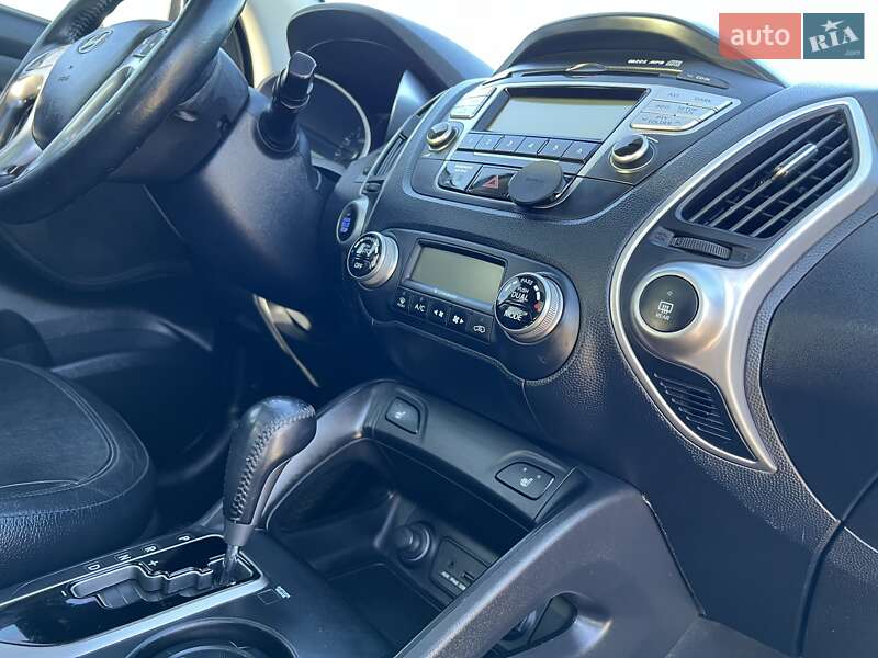 Позашляховик / Кросовер Hyundai ix35 2011 в Львові