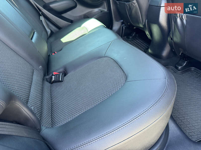 Внедорожник / Кроссовер Hyundai ix35 2013 в Стрые