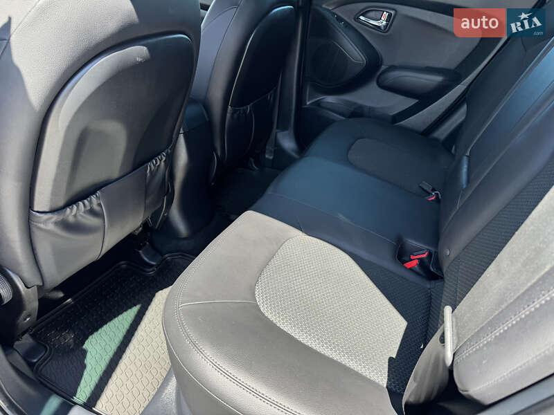 Внедорожник / Кроссовер Hyundai ix35 2013 в Стрые