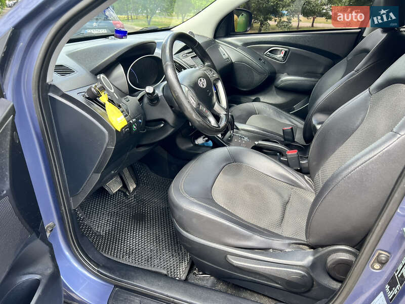 Внедорожник / Кроссовер Hyundai ix35 2011 в Киеве