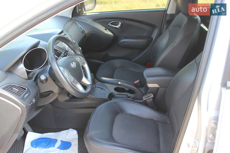 Позашляховик / Кросовер Hyundai ix35 2010 в Дніпрі фото 24 Позашляховик / Кросовер Hyundai ix35 2010 в Дніпрі