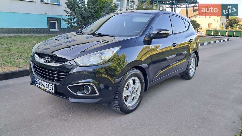 Внедорожник / Кроссовер Hyundai ix35 2010 в Галиче