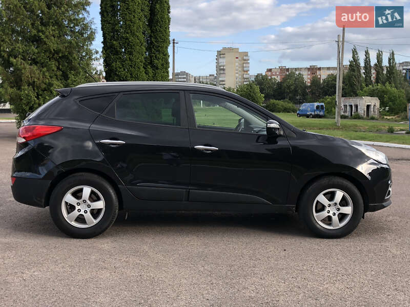 Позашляховик / Кросовер Hyundai ix35 2010 в Рівному