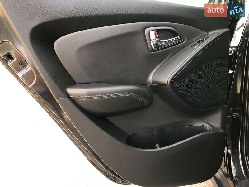 Позашляховик / Кросовер Hyundai ix35 2010 в Рівному