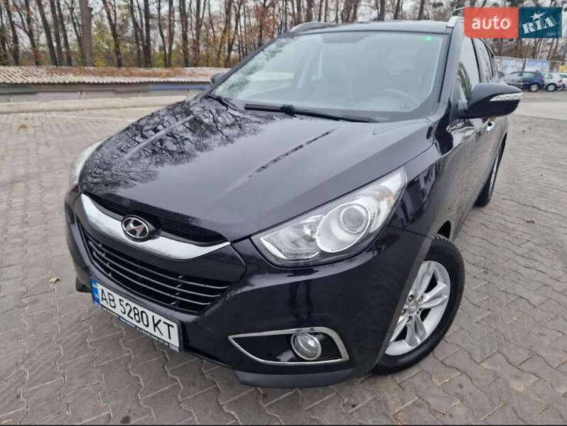 Внедорожник / Кроссовер Hyundai ix35 2010 в Виннице