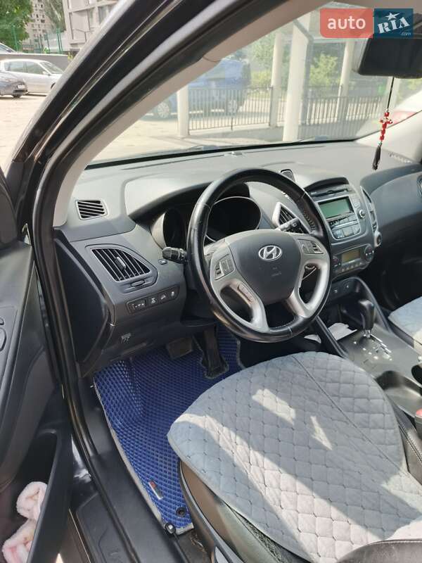 Внедорожник / Кроссовер Hyundai ix35 2010 в Виннице