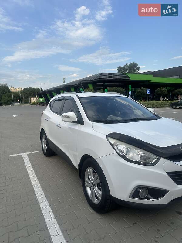 Внедорожник / Кроссовер Hyundai ix35 2012 в Киеве