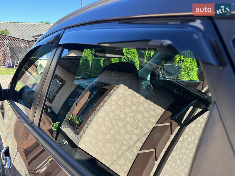 Внедорожник / Кроссовер Hyundai ix35 2010 в Ивано-Франковске