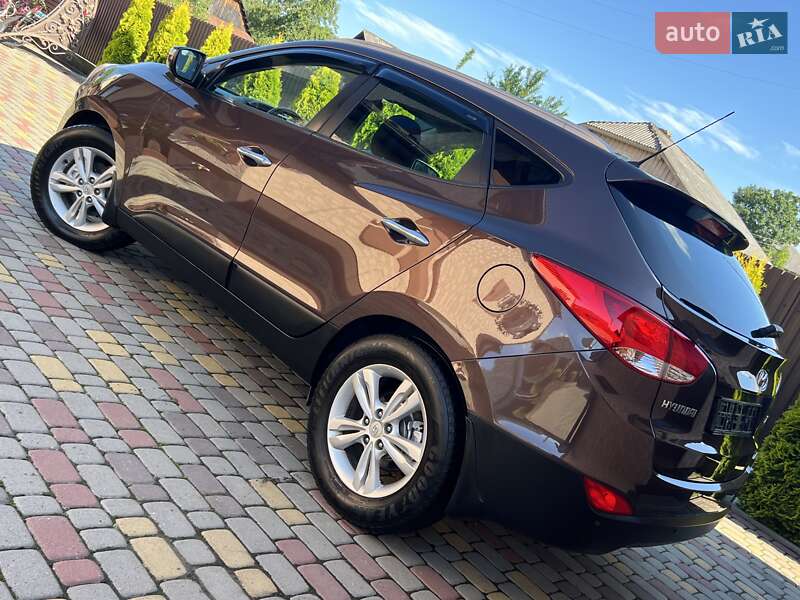 Внедорожник / Кроссовер Hyundai ix35 2010 в Ивано-Франковске
