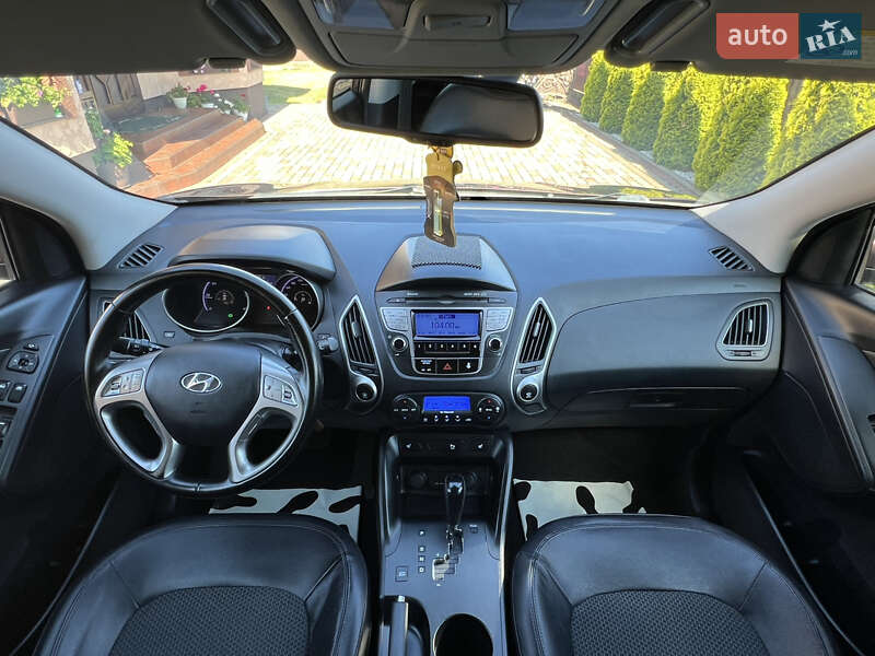 Внедорожник / Кроссовер Hyundai ix35 2010 в Ивано-Франковске