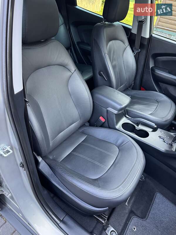 Позашляховик / Кросовер Hyundai ix35 2011 в Луцьку