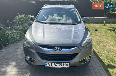 Позашляховик / Кросовер Hyundai ix35 2014 в 