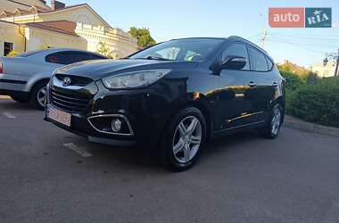 Внедорожник / Кроссовер Hyundai ix35 2010 в 