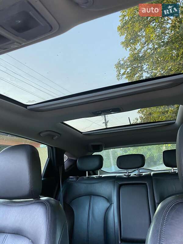 Внедорожник / Кроссовер Hyundai ix35 2010 в Каменец-Подольском