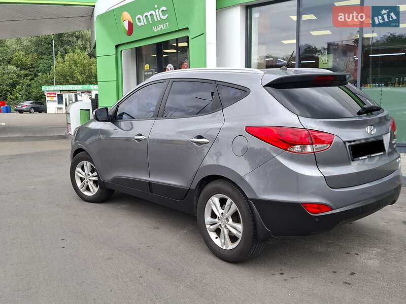 Внедорожник / Кроссовер Hyundai ix35 2013 в Киеве