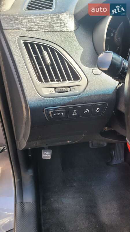 Внедорожник / Кроссовер Hyundai ix35 2011 в Болграде