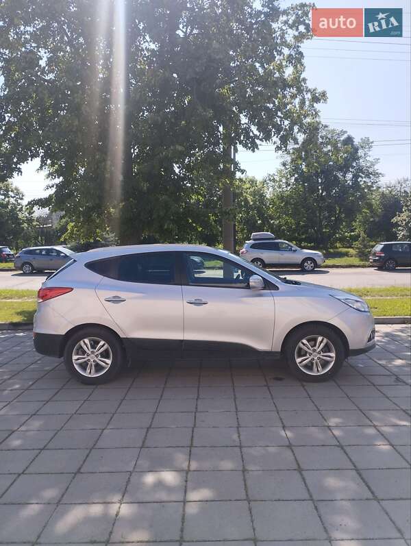 Внедорожник / Кроссовер Hyundai ix35 2012 в Луцке