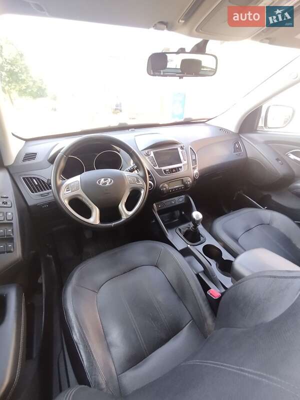 Внедорожник / Кроссовер Hyundai ix35 2012 в Луцке