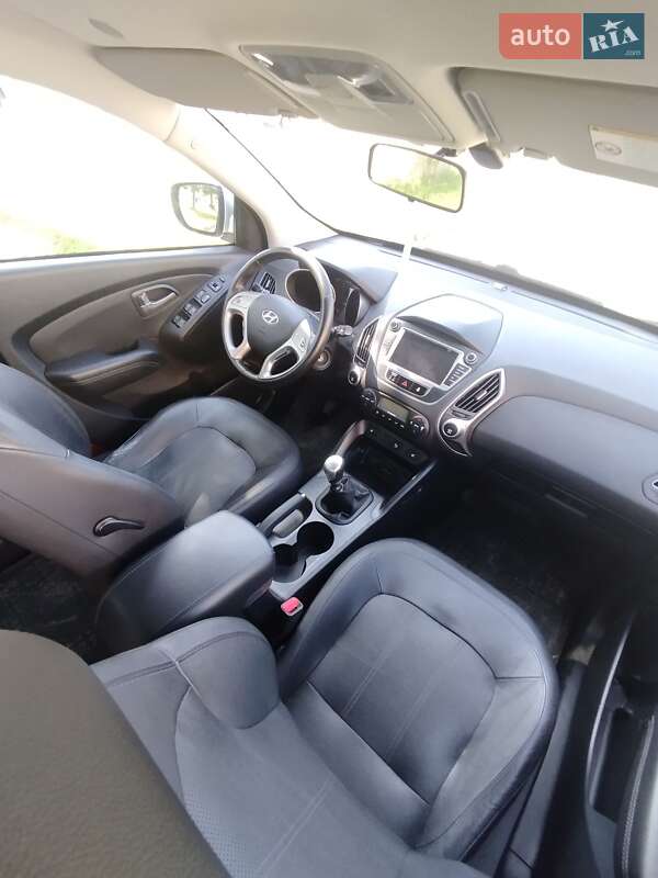 Внедорожник / Кроссовер Hyundai ix35 2012 в Луцке