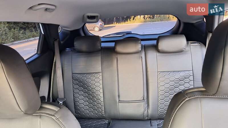 Внедорожник / Кроссовер Hyundai ix35 2010 в Виннице