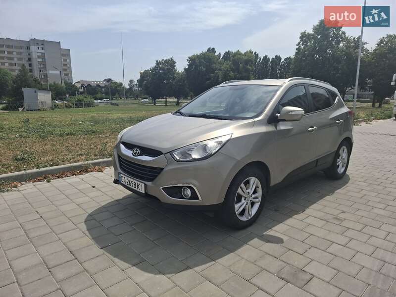 Позашляховик / Кросовер Hyundai ix35 2011 в Черкасах