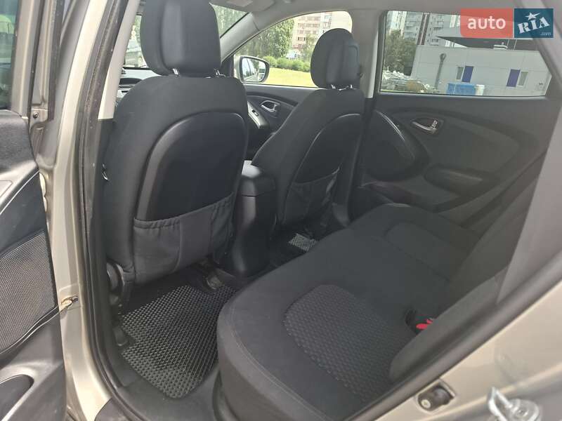 Позашляховик / Кросовер Hyundai ix35 2011 в Черкасах