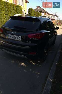 Внедорожник / Кроссовер Hyundai ix35 2010 в 