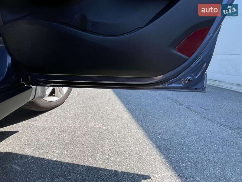 Внедорожник / Кроссовер Hyundai ix35 2011 в Днепре фото 3 Внедорожник / Кроссовер Hyundai ix35 2011 в Днепре