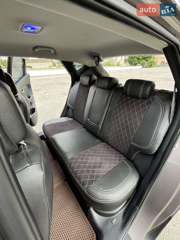 Позашляховик / Кросовер Hyundai ix35 2013 в Таращі