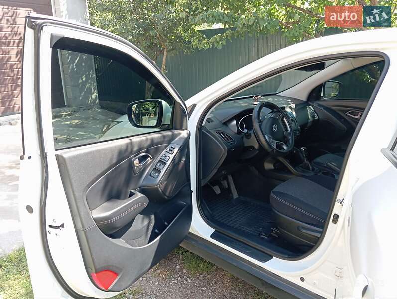 Внедорожник / Кроссовер Hyundai ix35 2014 в Кропивницком