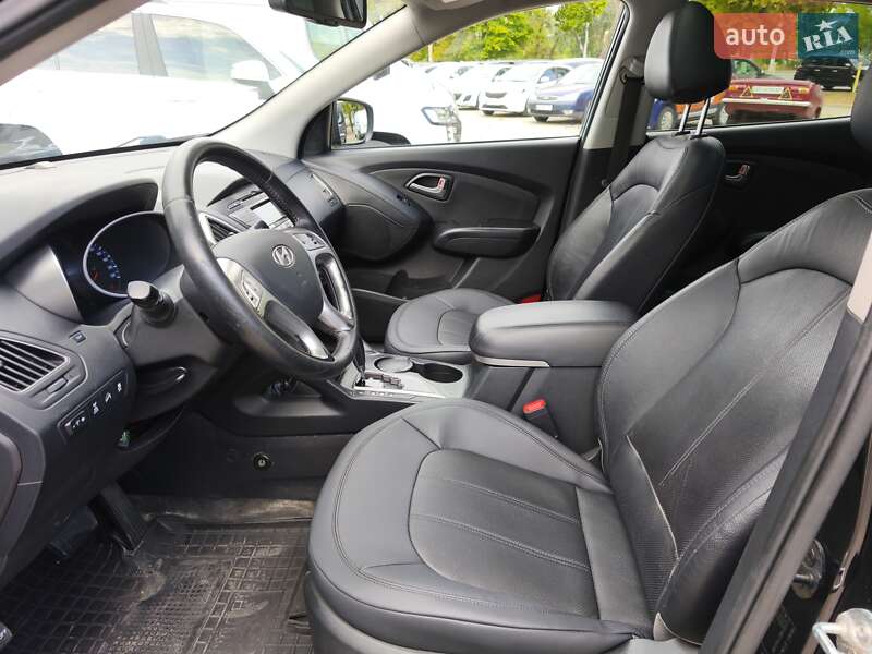 Внедорожник / Кроссовер Hyundai ix35 2010 в Днепре