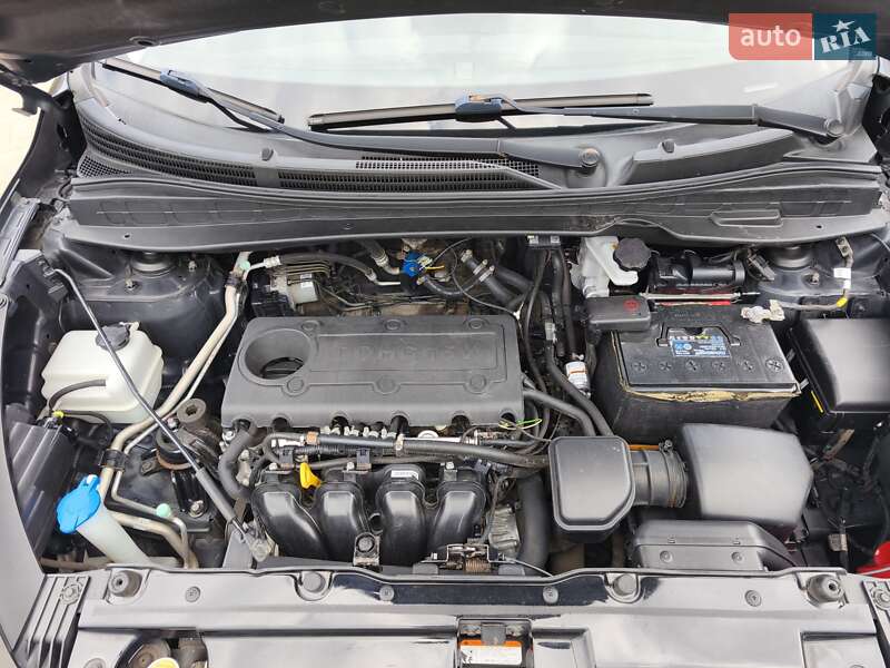 Внедорожник / Кроссовер Hyundai ix35 2010 в Днепре