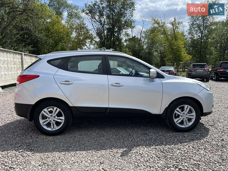 Позашляховик / Кросовер Hyundai ix35 2011 в Черкасах