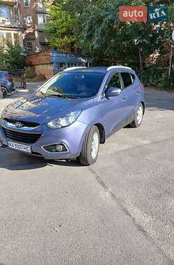 Внедорожник / Кроссовер Hyundai ix35 2011 в Харькове