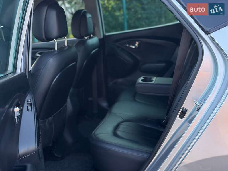 Внедорожник / Кроссовер Hyundai ix35 2012 в Дрогобыче фото 37 Внедорожник / Кроссовер Hyundai ix35 2012 в Дрогобыче