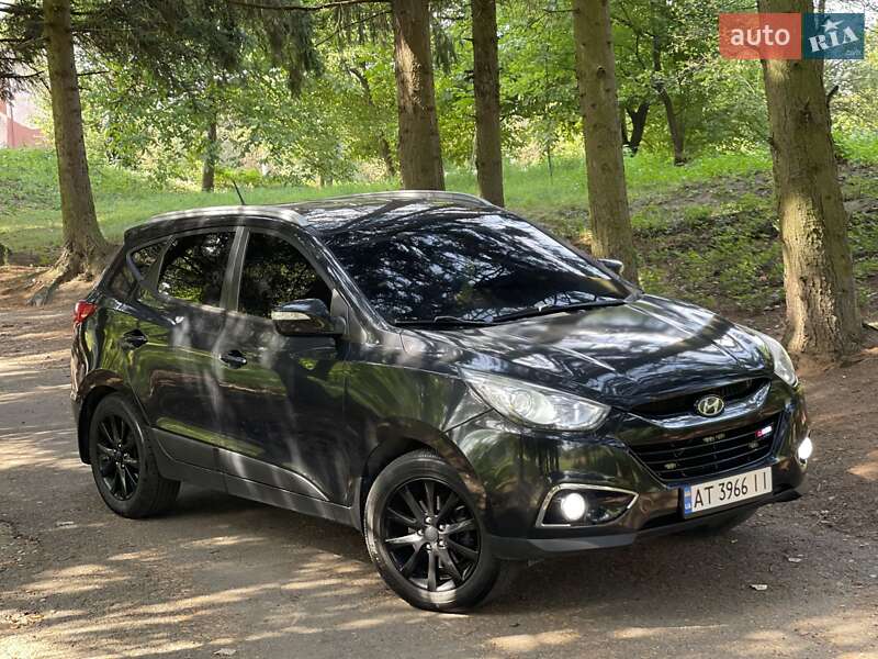 Позашляховик / Кросовер Hyundai ix35 2010 в Бурштині