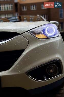 Внедорожник / Кроссовер Hyundai ix35 2011 в Хмельницком