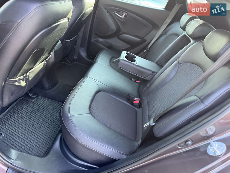 Внедорожник / Кроссовер Hyundai ix35 2015 в Ивано-Франковске