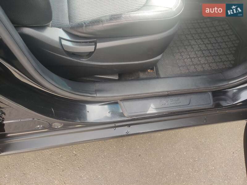 Внедорожник / Кроссовер Hyundai ix35 2011 в Киеве фото 28 Внедорожник / Кроссовер Hyundai ix35 2011 в Киеве