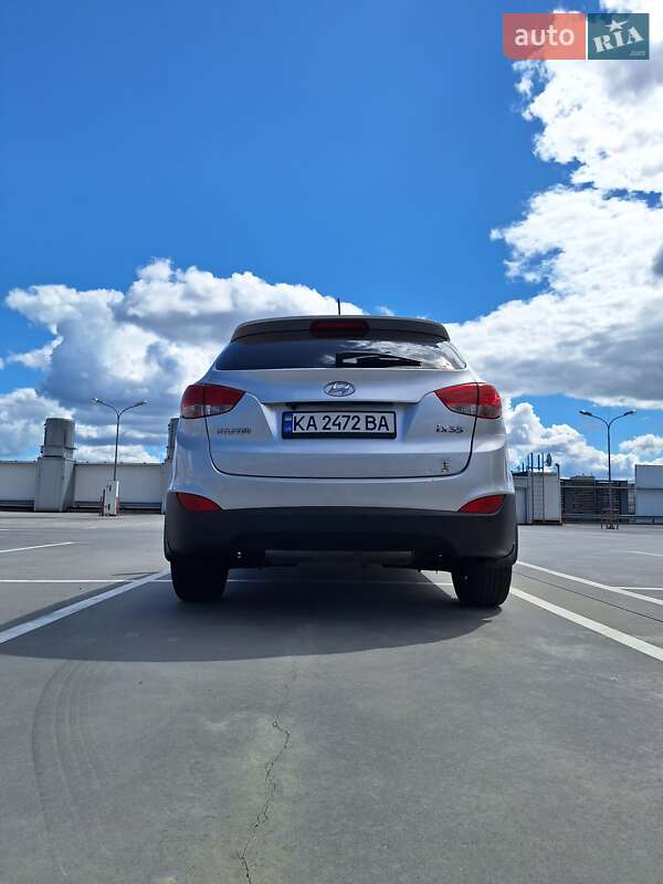 Позашляховик / Кросовер Hyundai ix35 2010 в Києві