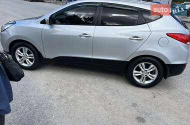 Внедорожник / Кроссовер Hyundai ix35 2011 в Киеве
