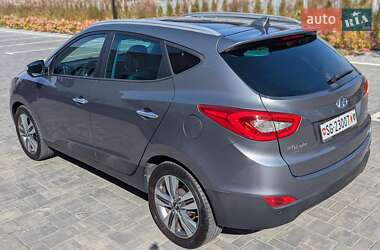 Внедорожник / Кроссовер Hyundai ix35 2015 в 