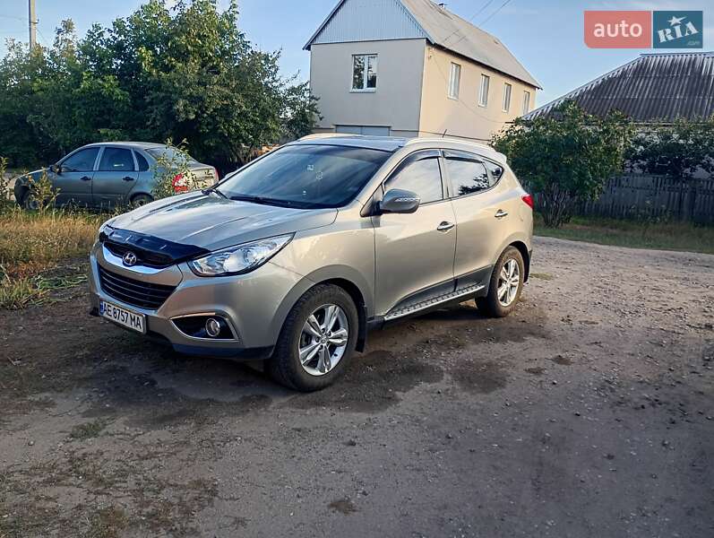 Позашляховик / Кросовер Hyundai ix35 2011 в Дніпрі фото 2 Позашляховик / Кросовер Hyundai ix35 2011 в Дніпрі