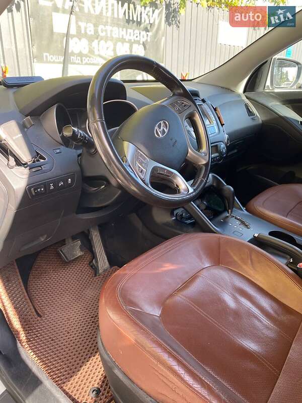 Внедорожник / Кроссовер Hyundai ix35 2013 в Звягеле